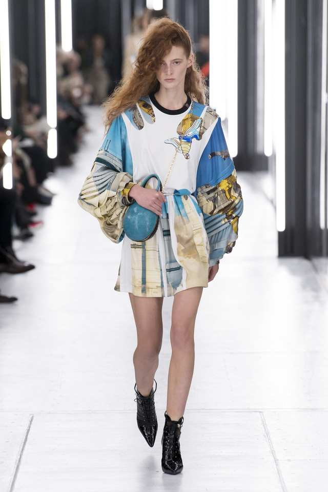 BST Xuân – Hè 2019 của Louis Vuitton: cái nhìn tươi sáng về tương lai - Ảnh 2.