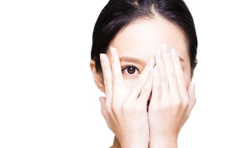 Biến chứng kinh hoàng khi cắt mí tại spa