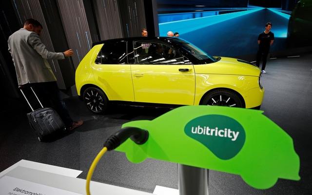 Nhiều mẫu ô tô điện xuất hiện tại IAA Frankfurt 2019 - Ảnh 5.