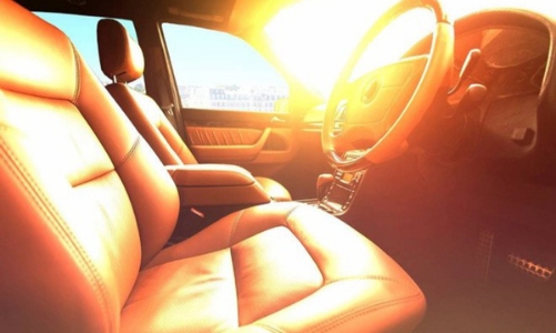 Mẹo làm mát nhanh ôtô đỗ lâu dưới trời nắng nóng