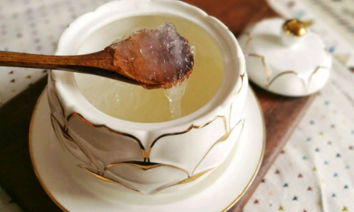 Tổ yến: không phải lúc nào cũng bổ!