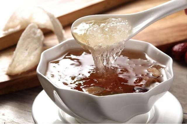 Tổ yến: không phải lúc nào cũng bổ! - Ảnh 4.