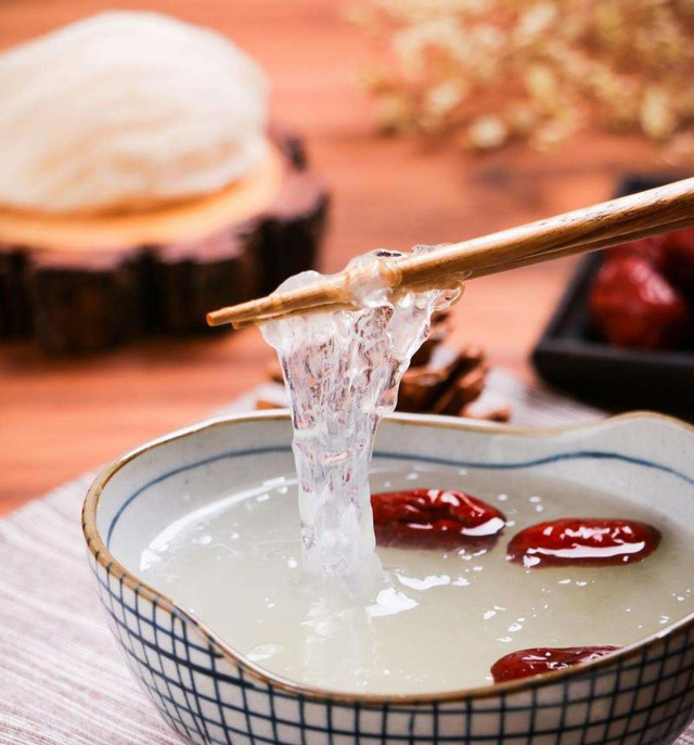 Tổ yến: không phải lúc nào cũng bổ! - Ảnh 2.