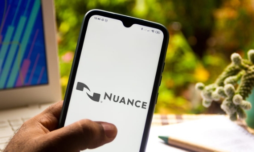 Microsoft tính chi 16 tỷ USD thâu tóm công ty trí tuệ nhân tạo