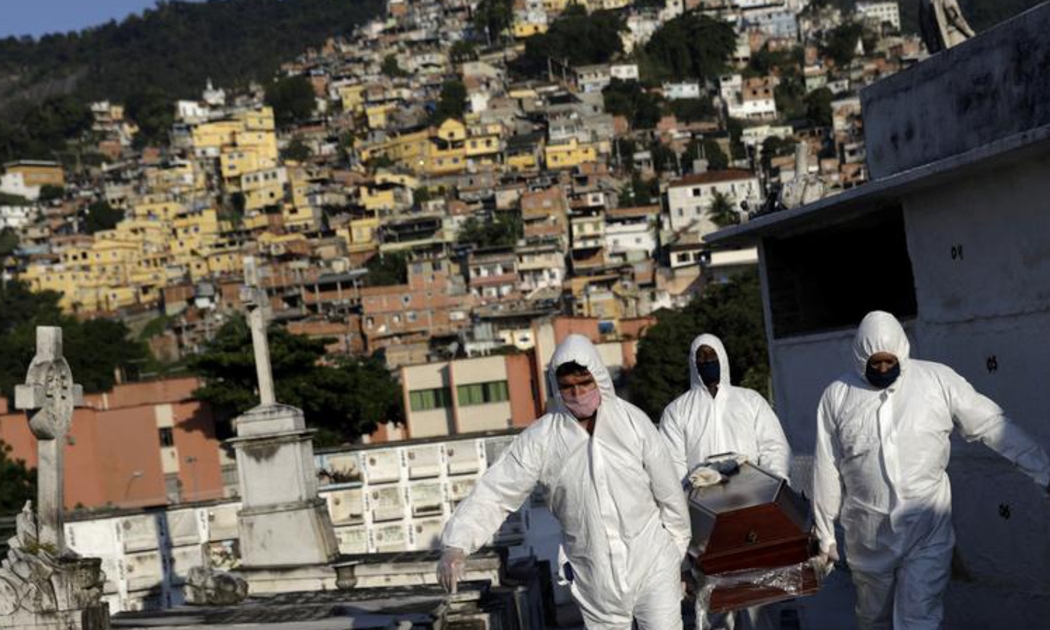 Tại Brazil, Covid đang vượt khỏi tầm kiểm soát - Ảnh: Reuters.