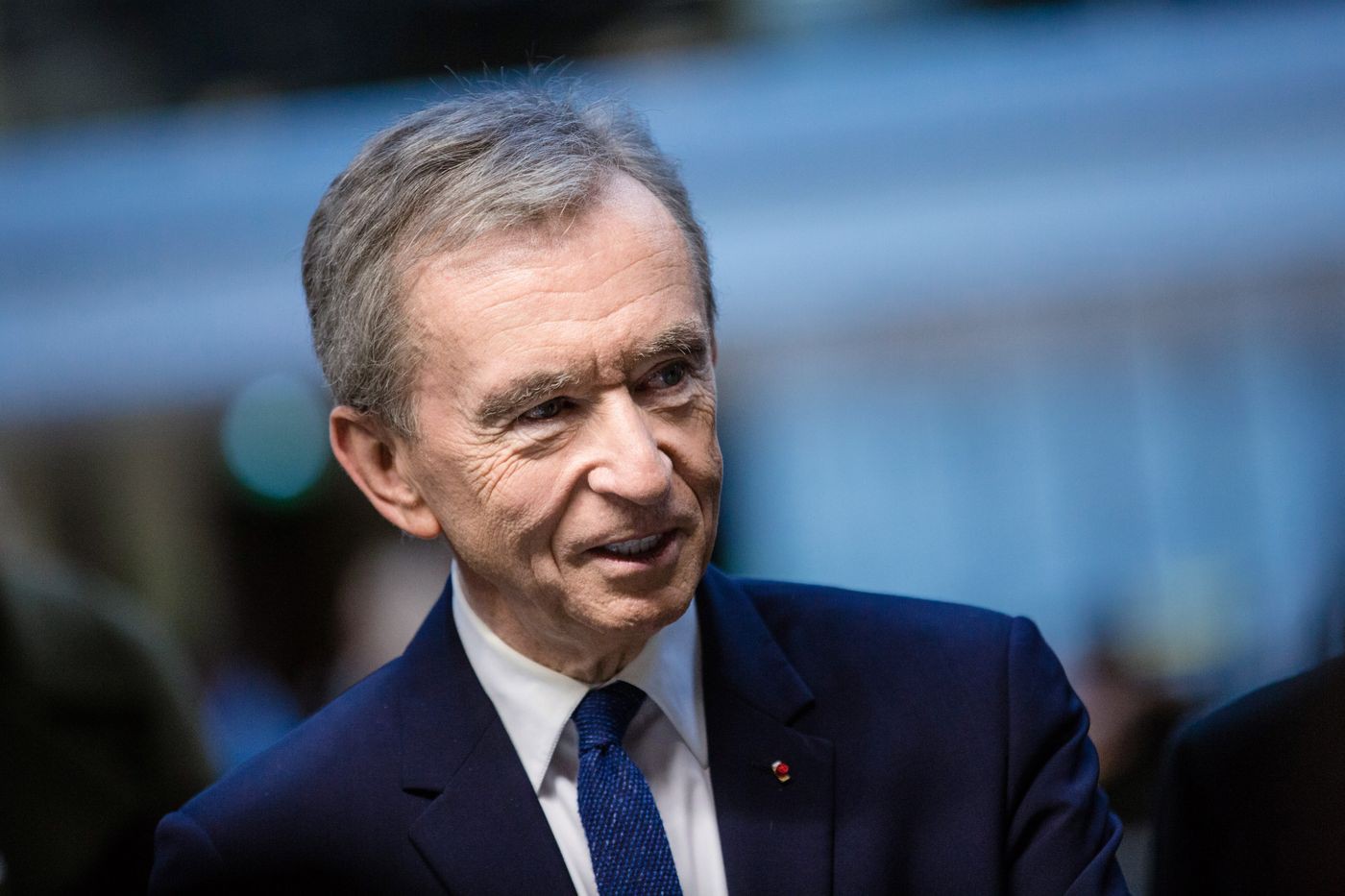 Ông trùm thời trang Bernard Arnault - Ảnh: AP