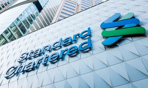 Fitch nâng triển vọng của Standard Chartered Việt Nam lên mức tích cực