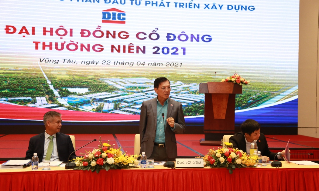 Ông Nguyễn Thiện Tuấn - Chủ tịch Hội đồng Quản trị Tập đoàn DIC phát biểu khai mạc tại Đại hội.