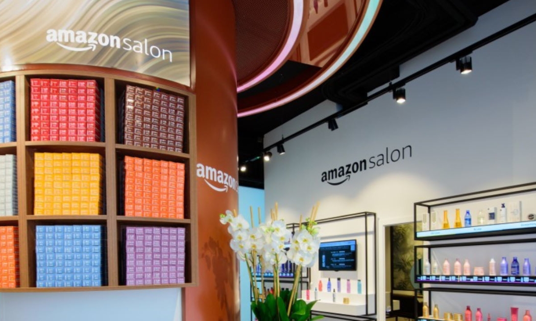 Bên trong tiệm cắt tóc đầu tiên của Amazon - Ảnh: Amazon