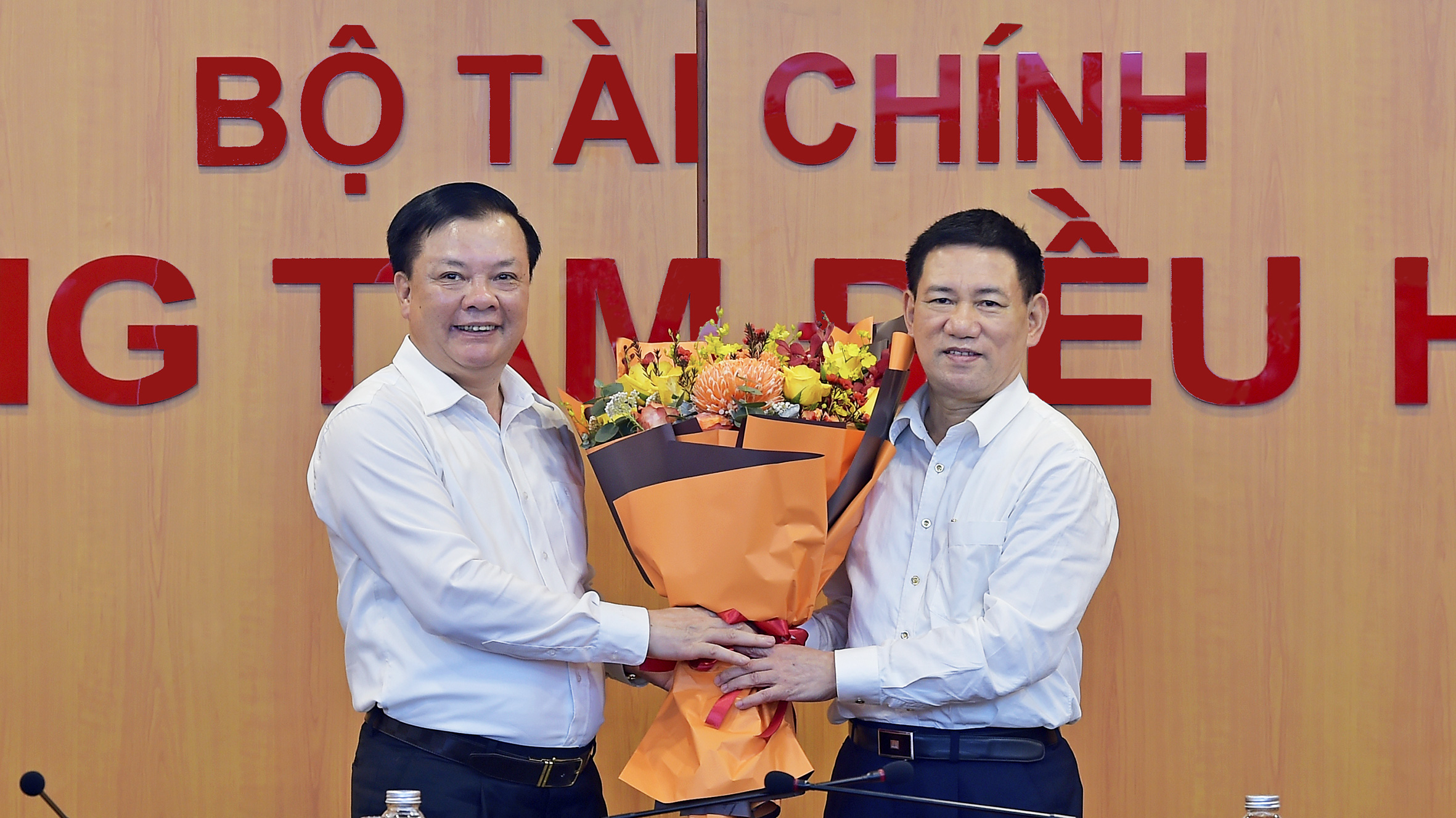 Ông Hồ Đức Phớc chính thức nhận nhiệm vụ điều hành Bộ Tài chính