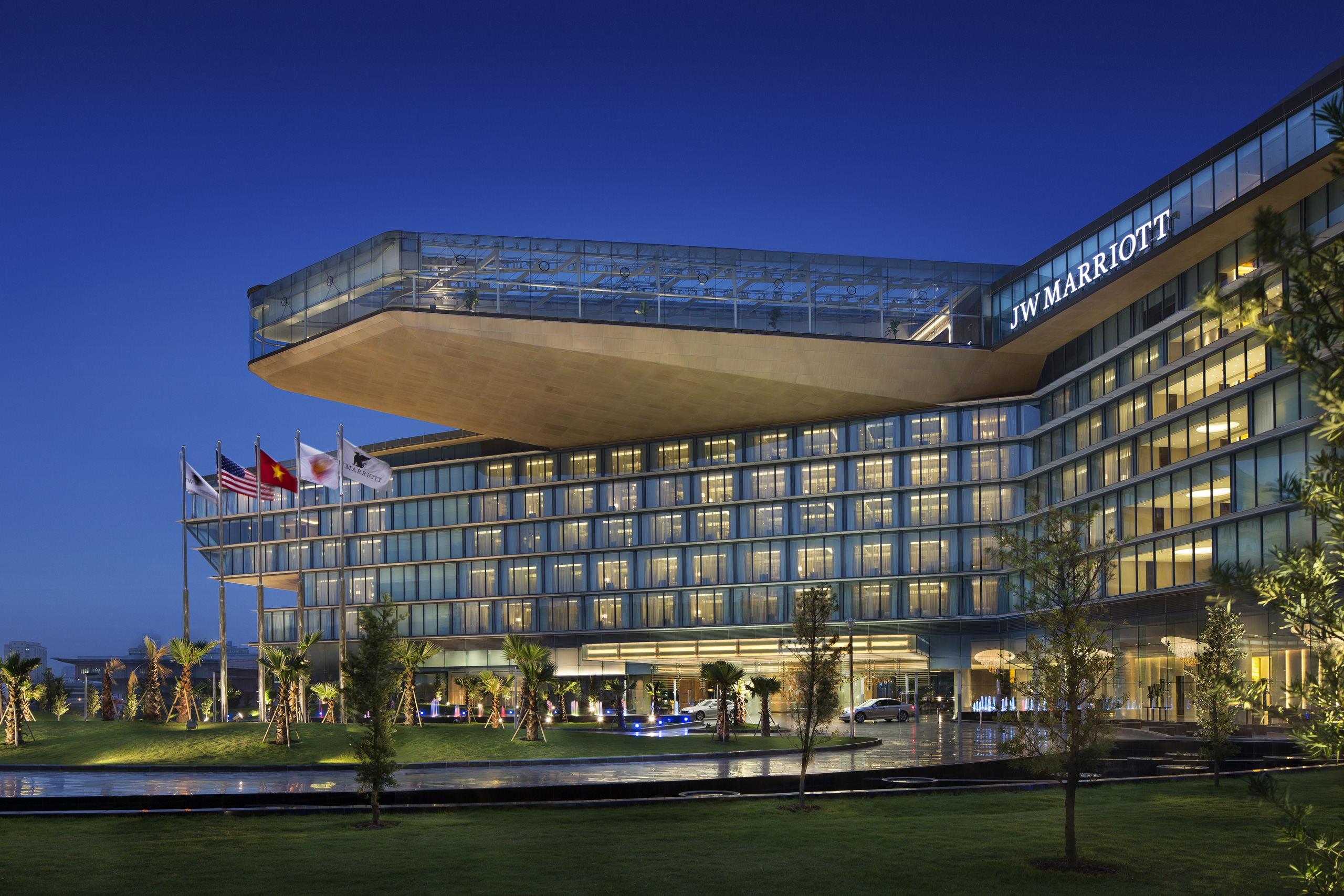 JW Marriott Hotel Hanoi trở thành sự lựa chọn hàng đầu của các nguyên thủ và chính khách khi tới Hà Nội.