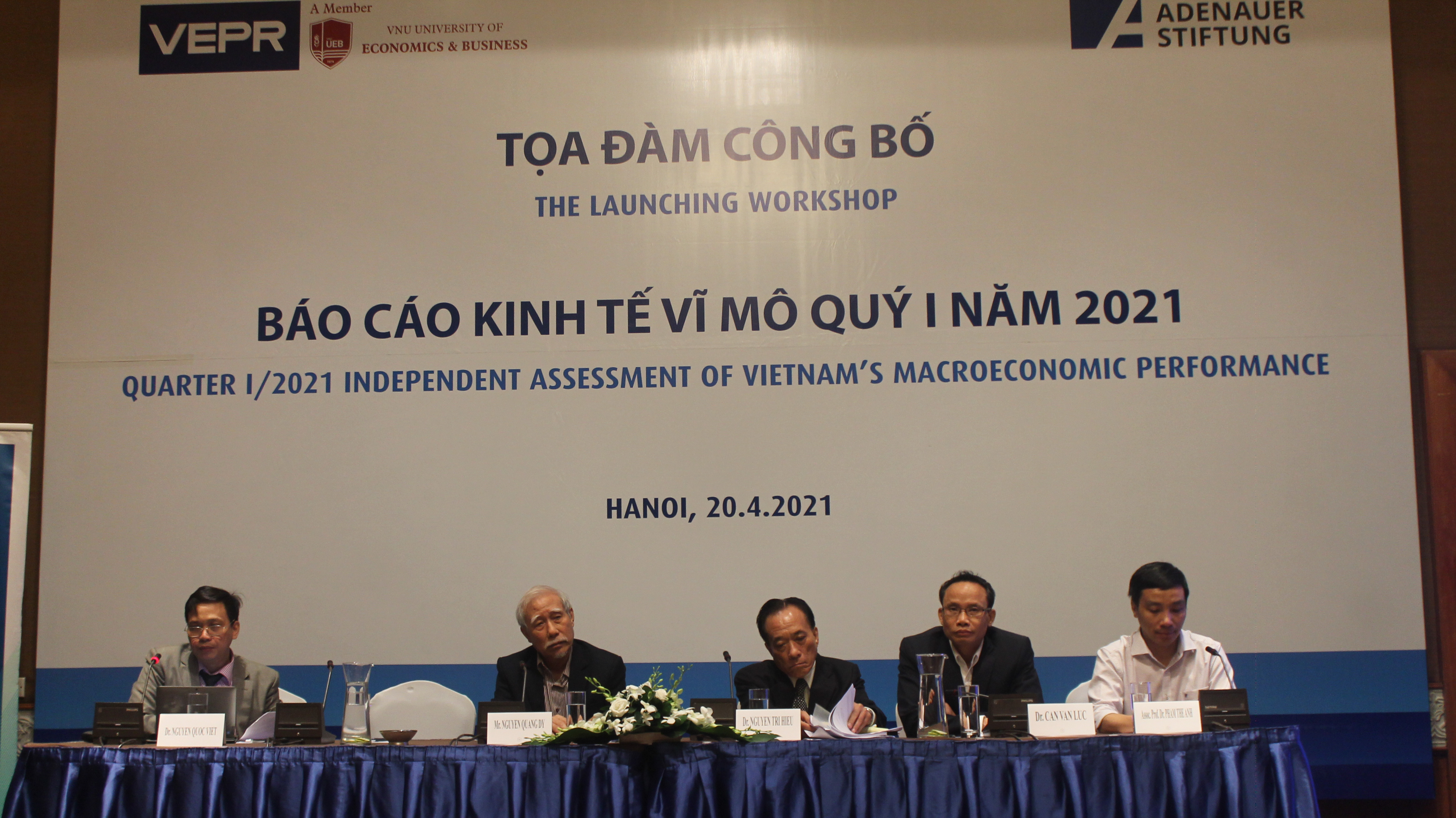 Tọa đàm công bố báo cáo kinh tế vĩ mô quý I năm 2021