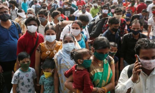 Singapore, Canada, Anh đồng loạt cấm người nhập cảnh từ Ấn Độ