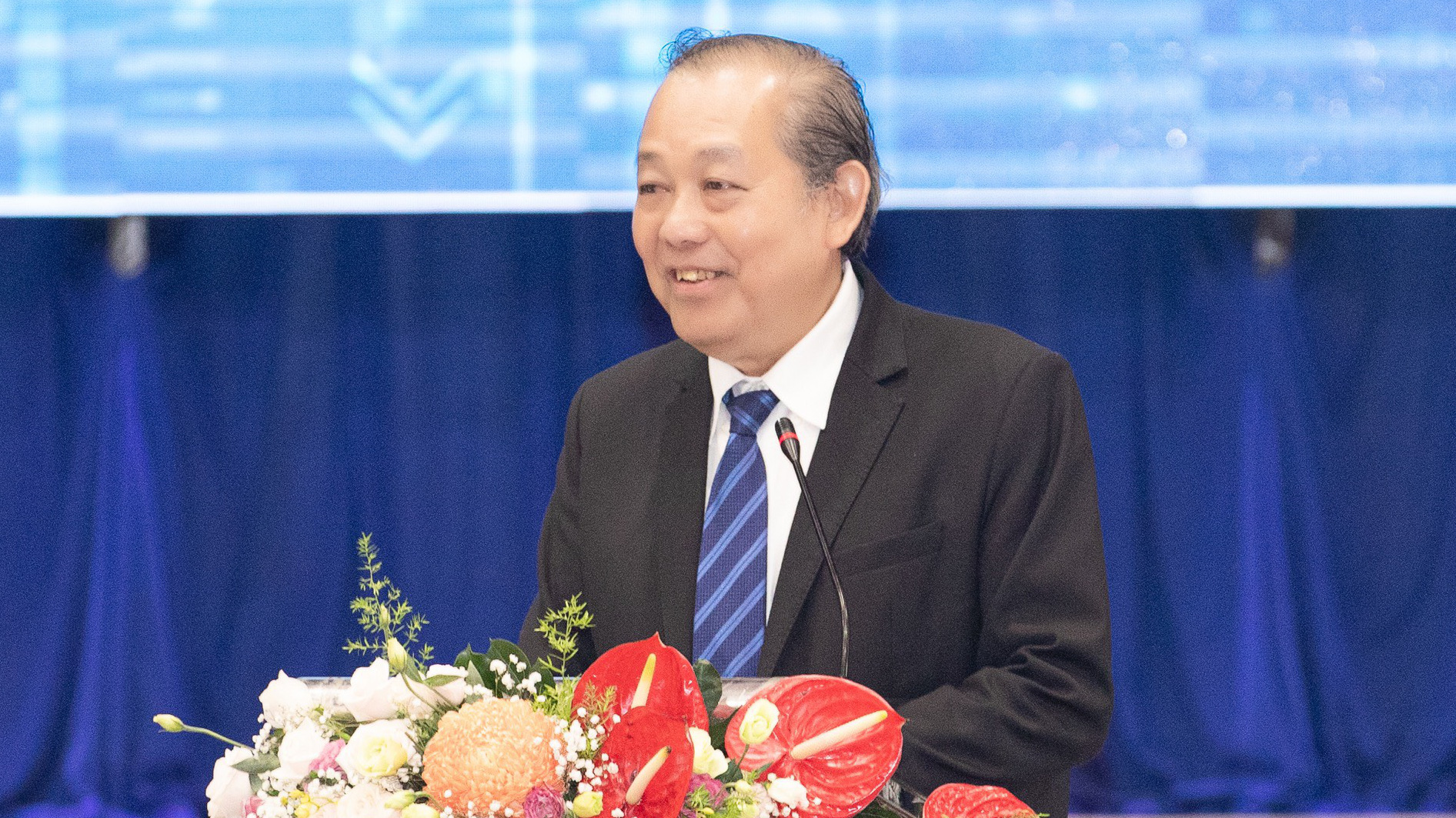 Phó Thủ tướng thường trực Trương Hòa Bình chỉ đạo Long An cần tiếp tục cải cách thể chế, cải thiện môi trường đầu tư...