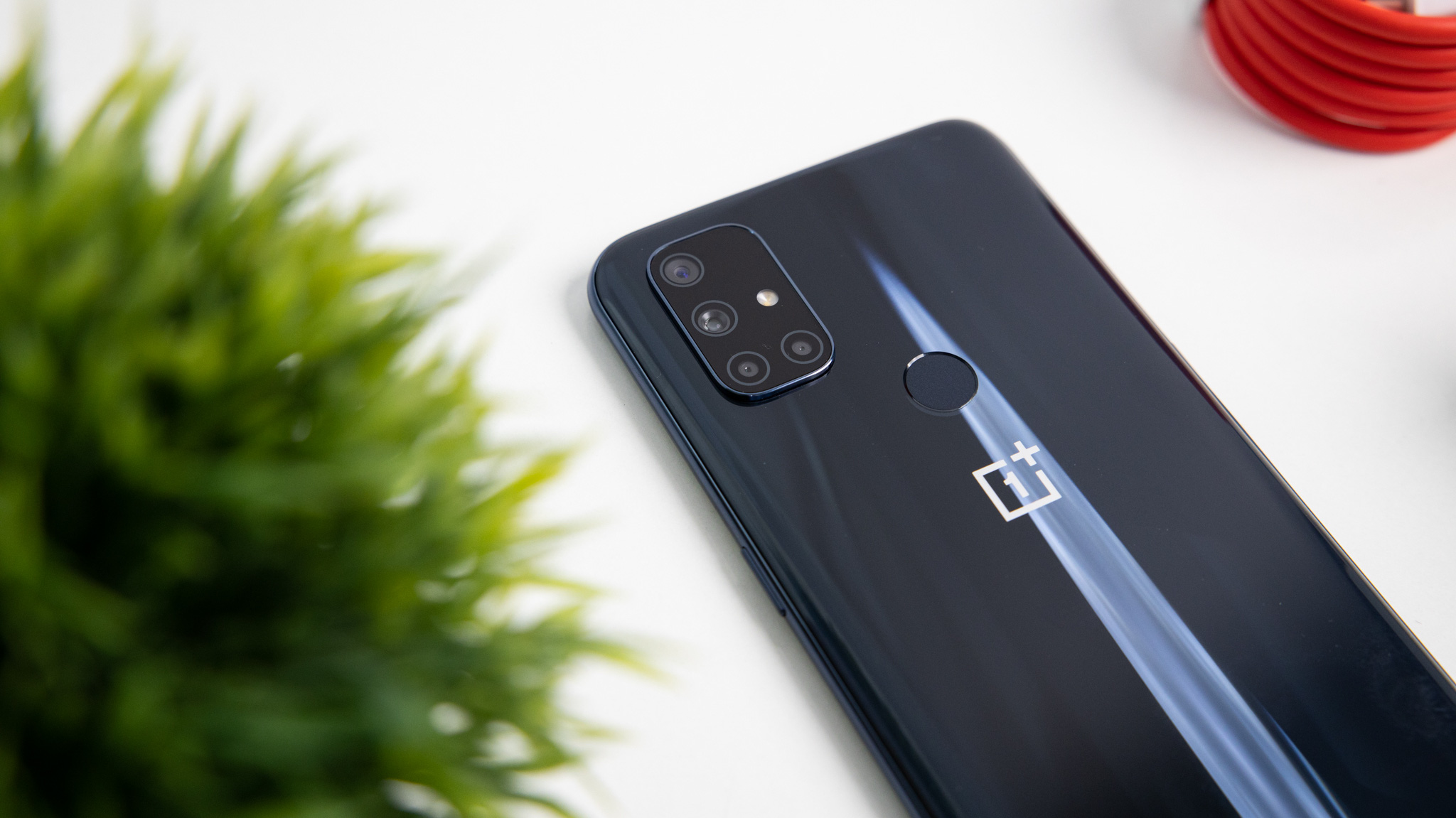 OnePlus Nord N10 là một trong những smartphone 5G phân khúc giá dưới 8 triệu đồng.