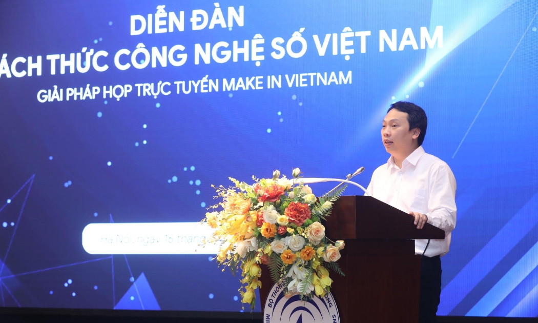 Thứ trưởng Bộ TT&TT Nguyễn Huy Dũng: