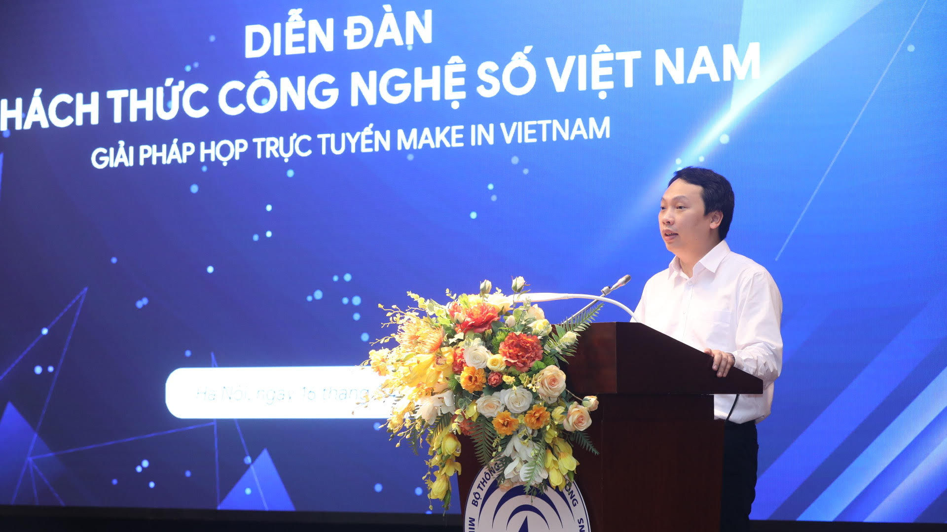 Thứ trưởng Bộ TT&TT Nguyễn Huy Dũng: "những mục tiêu lớn, hoài bão lớn luôn bắt nguồn từ khát vọng"