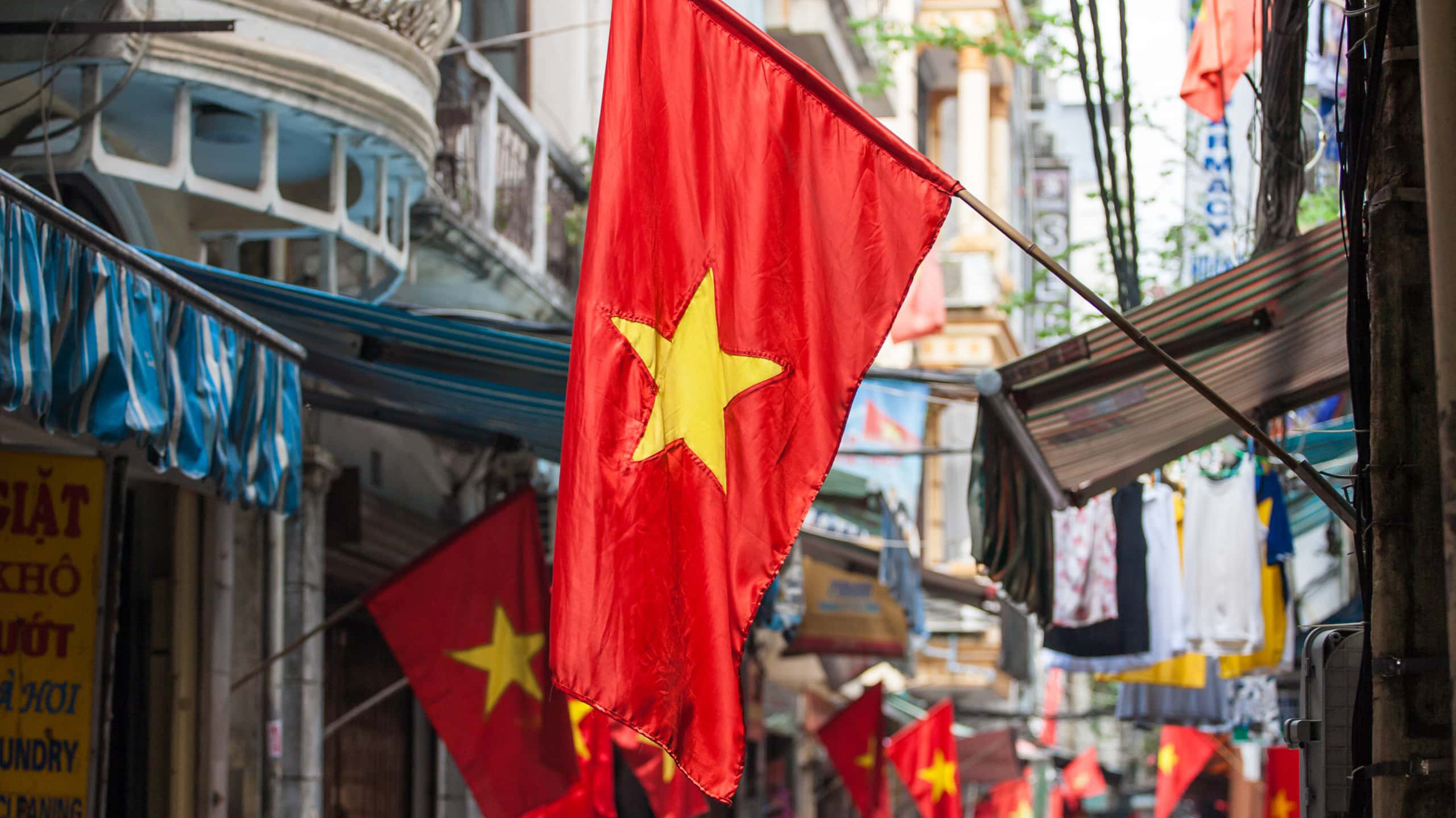 Quá trình phục hồi của Việt Nam diễn ra mạnh mẽ nhưng còn chưa đồng đều - Ảnh: Shutterstock