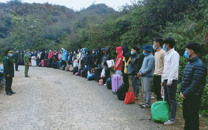 Thủ tướng chỉ đạo xử lý nghiêm theo pháp luật các trường hợp nhập cảnh trái phép, nhất là ở các tỉnh biên giới, đặc biệt là biên giới Tây Nam - Ảnh: VTV