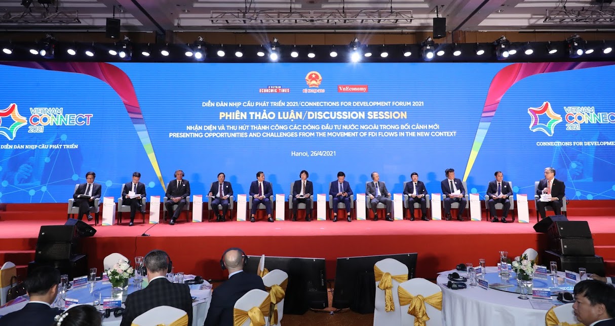 Toàn cảnh phiên thảo luận của Diễn đàn “Nhịp cầu phát triển 2021"