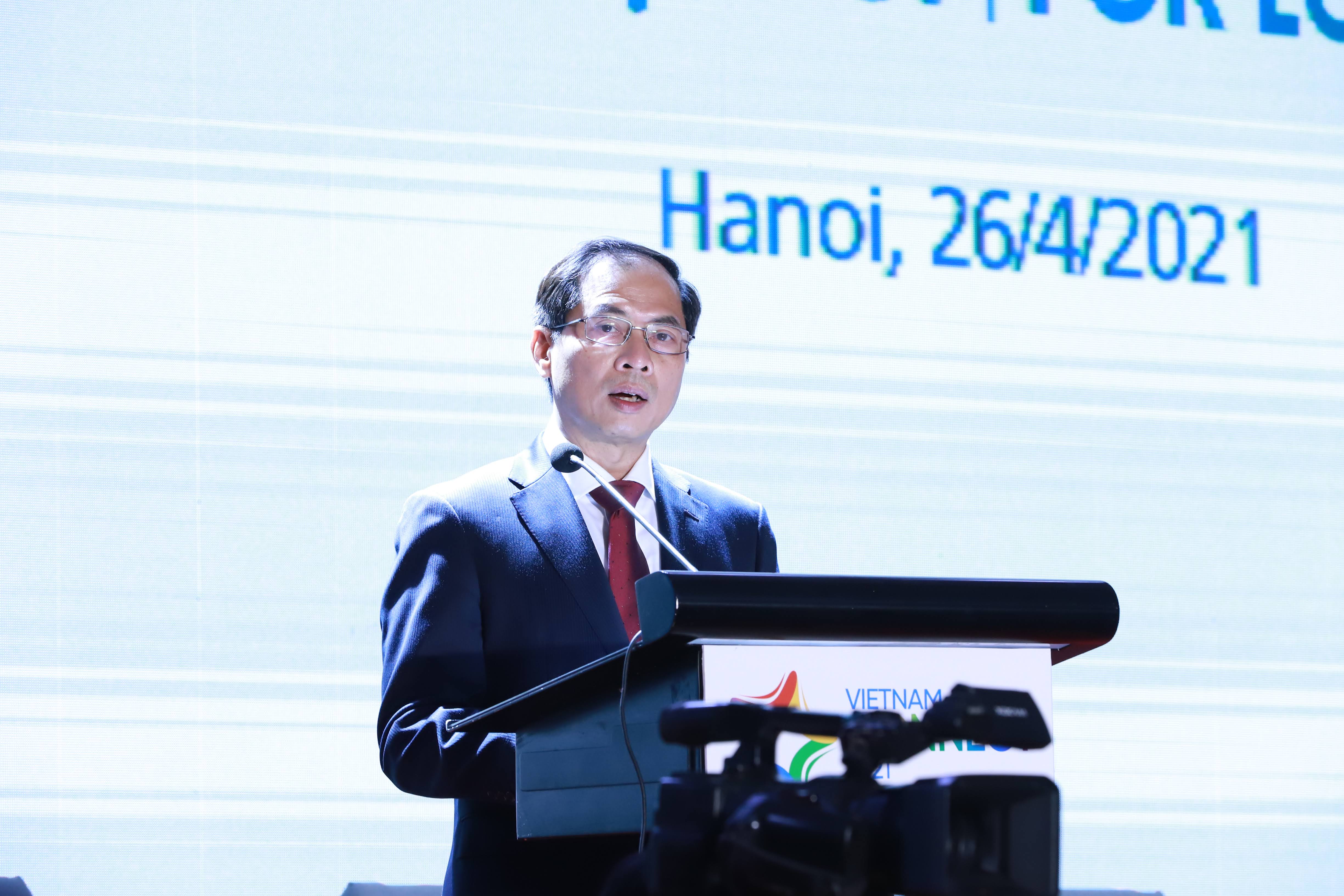 Bộ trưởng Bộ Ngoại giao, ông Bùi Thanh Sơn