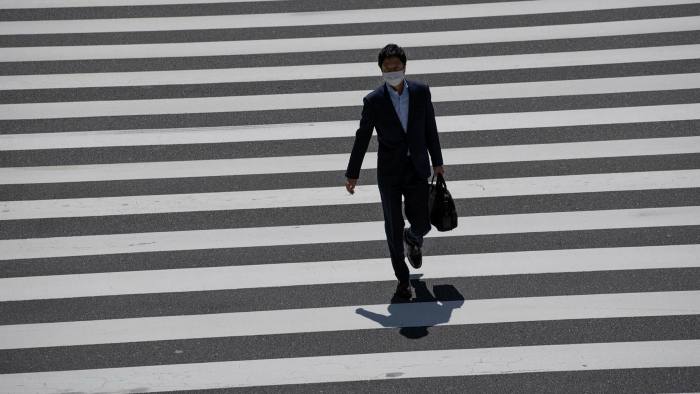 Ước t&iacute;nh Nhật Bản thiệt hai 6,4 tỷ USD khi t&aacute;i &aacute;p dụng t&igrave;nh trạng khẩn cấp - Ảnh: FT