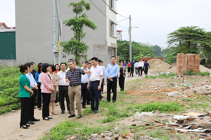 Đoàn giám sát đã đi khảo sát thực tế tại Dự án khu nhà ở cho cán bộ cao cấp Bộ Công an.