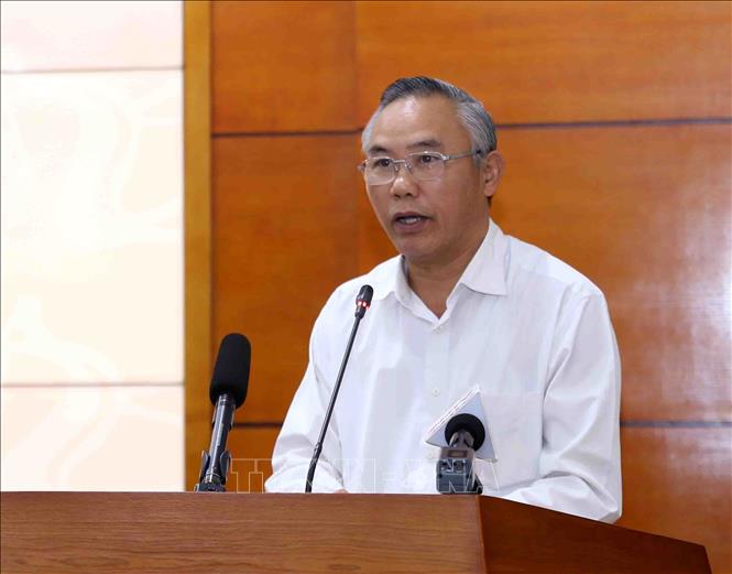 Ông Phùng Đức Tiến, Thứ trưởng Bộ Nông nghiệp và Phát triển Nông thôn