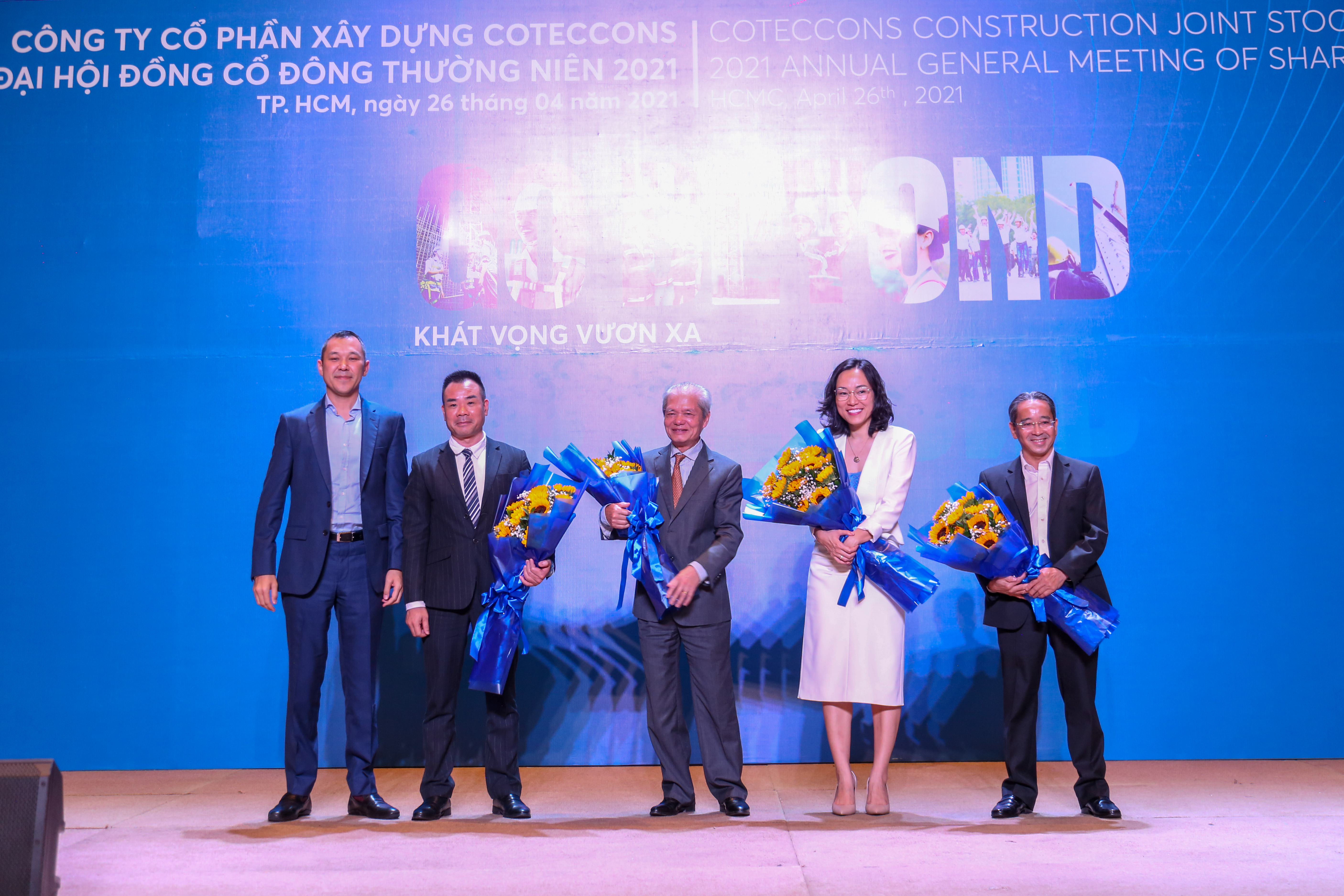 Đại hội cũng thông qua việc bầu bổ sung 3 thành viên Hội đồng Quản trị và 1 thành viên Ban kiểm soát.
