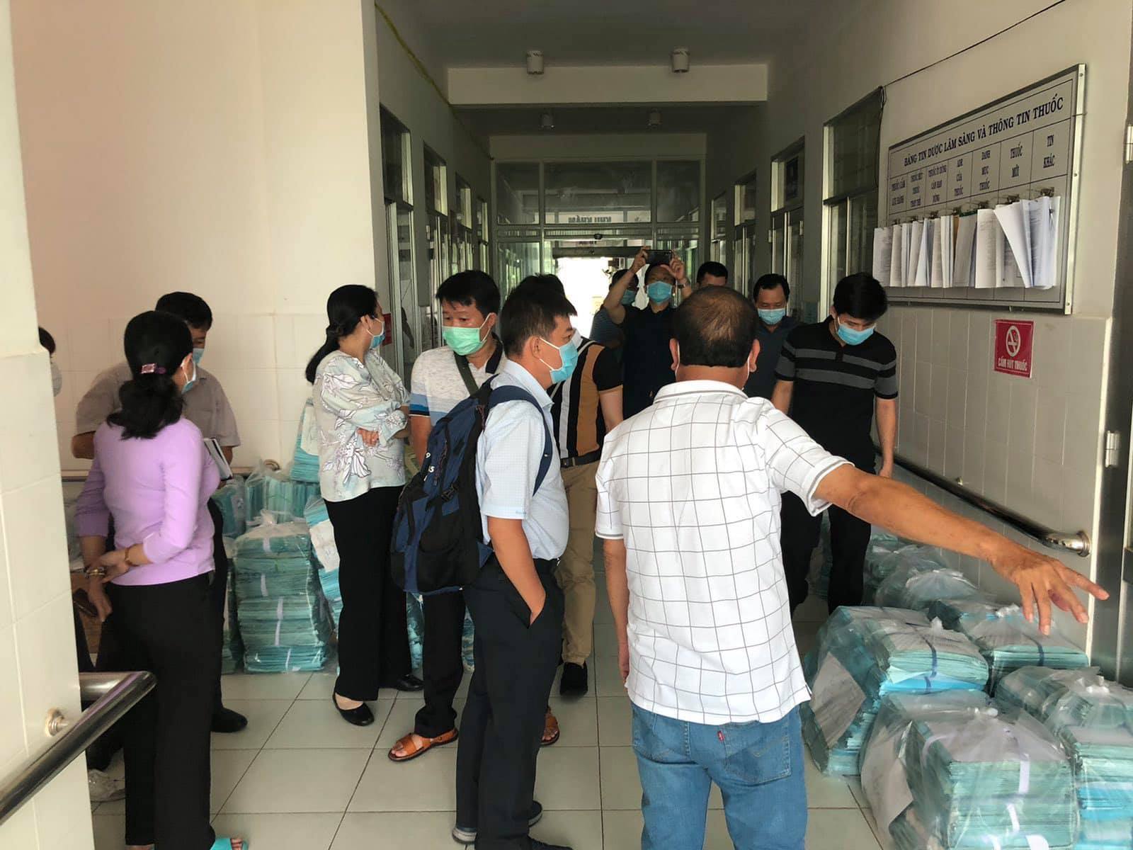 Đoàn công tác của Bệnh viện Chợ Rẫy khảo sát hiện trường xây dựng Bệnh viện dã chiến tại Hà Tiên