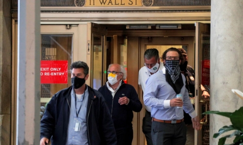 Chứng khoán Mỹ mất điểm trước loạt báo cáo quan trọng