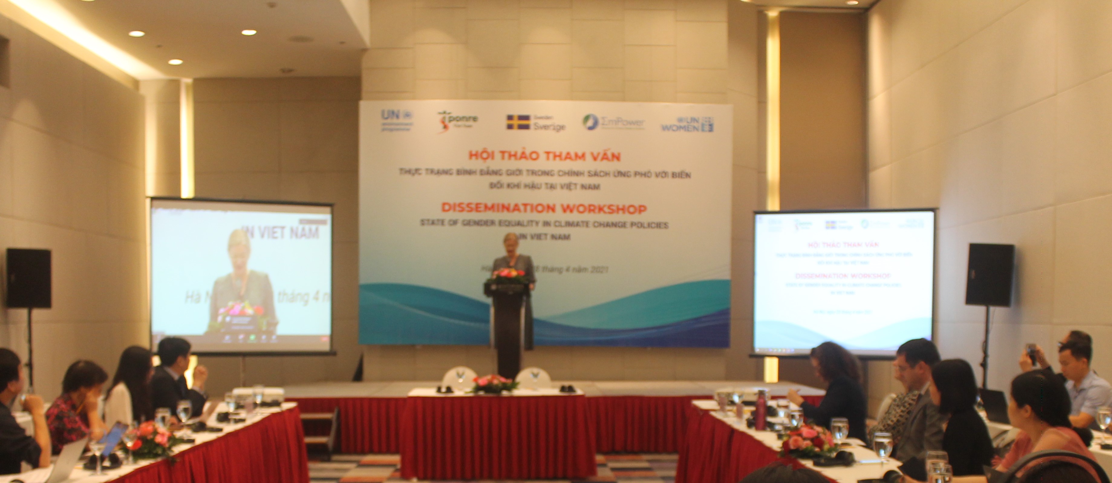 Hội thảo: Thực trạng lồng ghép giới trong chính sách ứng phó với biến đổi khí hậu tại Việt Nam