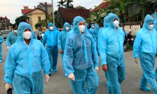 Bộ trưởng Bộ Y tế: Hà Nam cần quyết tâm nhanh chóng dập dịch Covid-19