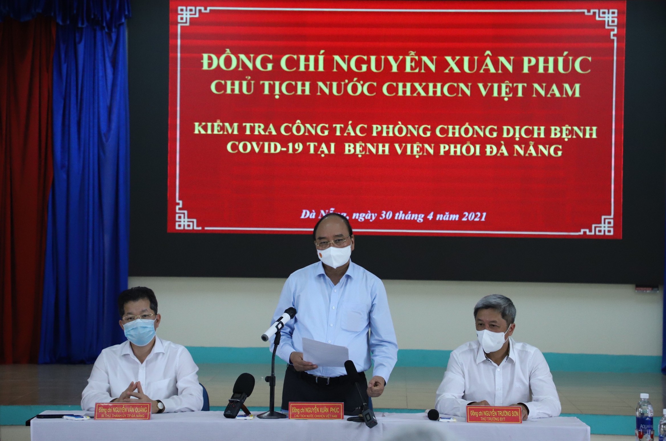 Chủ tịch nước Nguyễn Xuân Phúc tại buổi làm việc - Ảnh: VGP