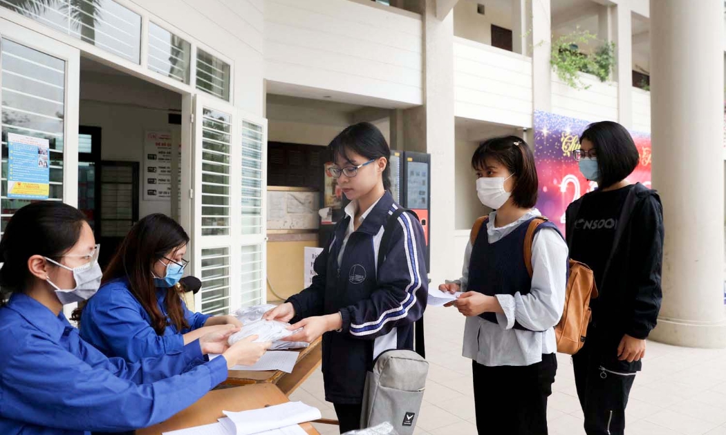 Thêm nhiều trường cho sinh viên nghỉ học sau kỳ nghỉ lễ