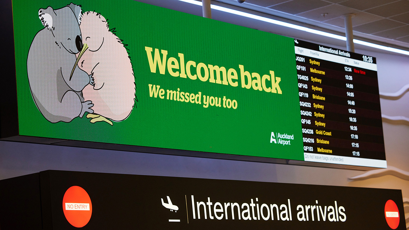 Nhập cảnh trái phép từ Ấn Độ và Australia có thể bị phạt tiền tới 51.000 USD và 5 năm tù - Ảnh: Bloomberg.