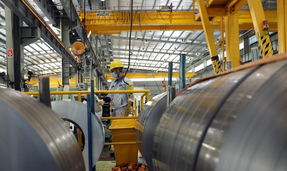 Nhập khẩu sắt thép 4 tháng đầu năm 2021 tăng cả sản lượng và giá trị