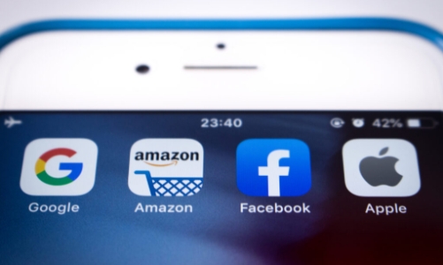 Amazon, Facebook, Netflix kiếm bao nhiêu tiền mỗi phút?