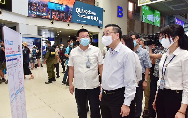 Chủ tịch UBND Thành phố Hà Nội Chu Ngọc Anh kiểm tra công tác phòng, chống dịch Covid-19 