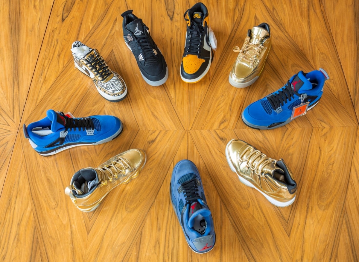 Một phần của bộ sưu tập gi&agrave;y thể thao qu&yacute; hiếm lđược Sotheby&rsquo;s b&aacute;n đấu gi&aacute;.