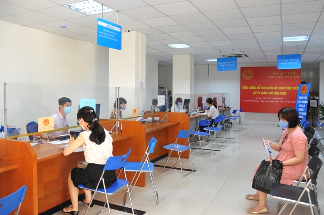 Bộ phận Một cửa, Văn phòng Cục Thuế TP Hà Nội sáng ngày 4.5
