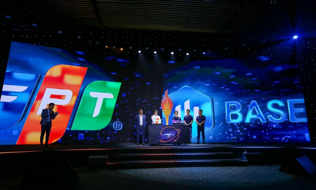 Ông lớn công nghệ FPT và start-up Base.vn hợp lực tạo ra 100 giải pháp chuyển đổi số cho doanh nghiệp