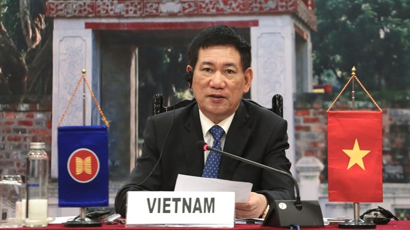 Bộ trưởng  Bộ Tài chính Hồ Đức Phớc mong muốn thấy kết quả tích cực từ các sáng kiến mới của CMIM và ABMI trong thời gian tới.