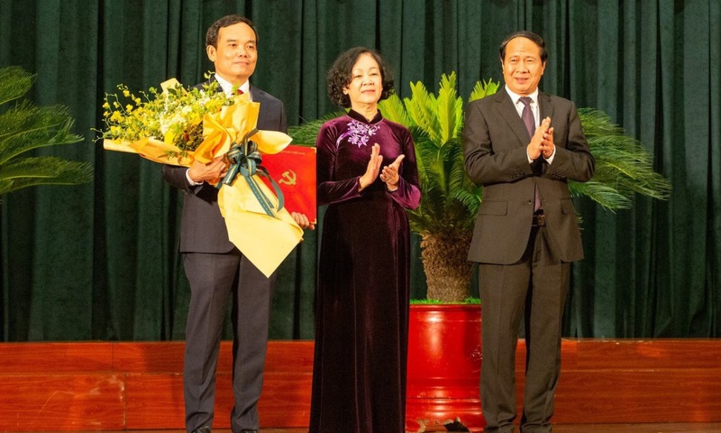 Lễ trao Quyết định của Bộ Chính trị về công tác cán bộ tại Hải Phòng