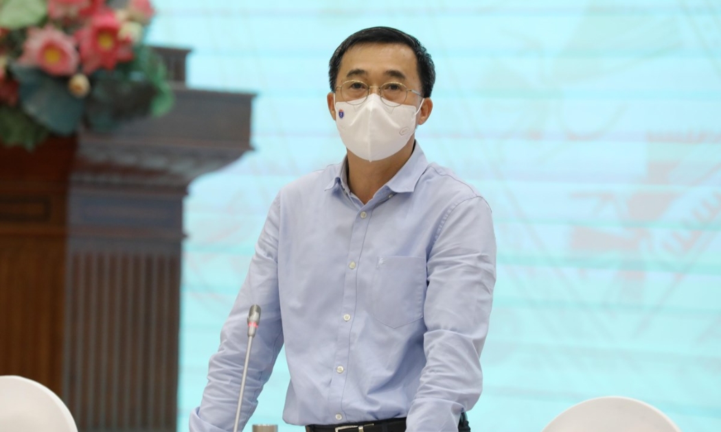 Thứ trưởng Bộ Y tế Trần Văn Thuấn tại họp báo - Ảnh: TTXVN