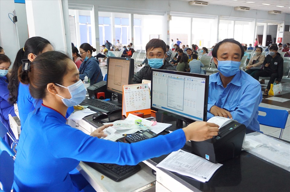 Đường sắt bắt đầu hoàn tiền trả vé cho hành khách do dịch Covid-19 bùng phát dịp Tết Nguyên đán