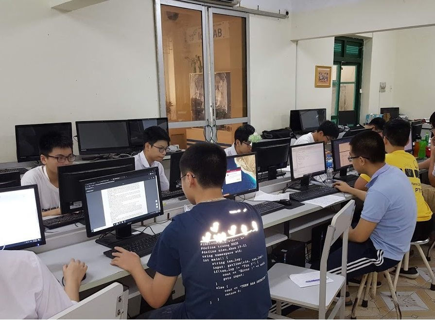 Học sinh hào hứng với hình thức thi trực tuyến