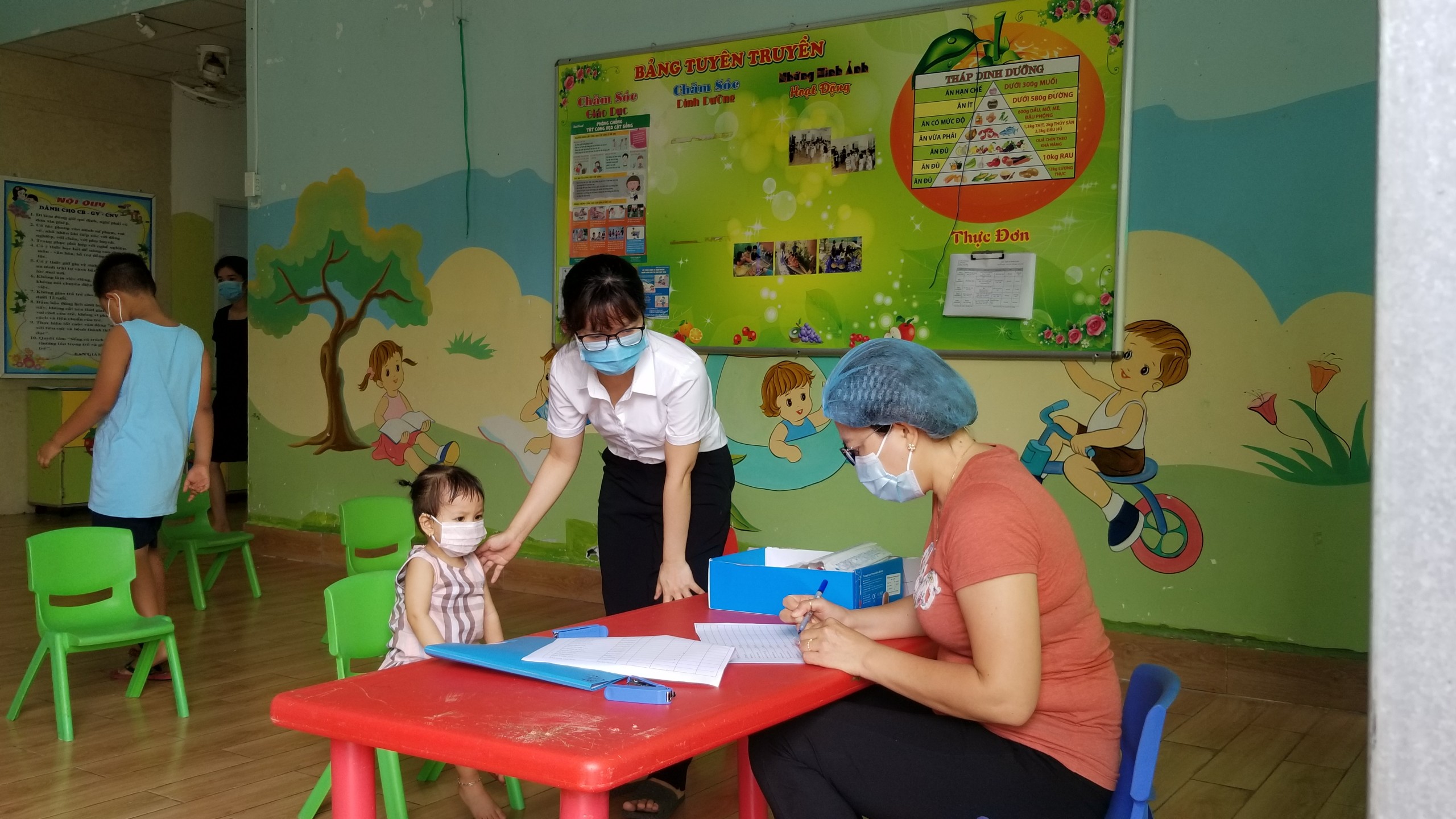 Một trường mầm non trên địa bàn Thành phố Hồ Chí Minh phải lấy mẫu xét nghiệm Sars-CoV2