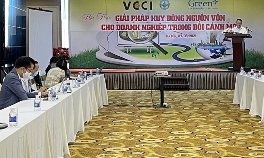 Tại hội thảo, các chuyên gia cùng nhìn nhận trong bối cảnh mới, tái cấu trúc doanh nghiệp thì tái cấu trúc về vốn là quan trọng.