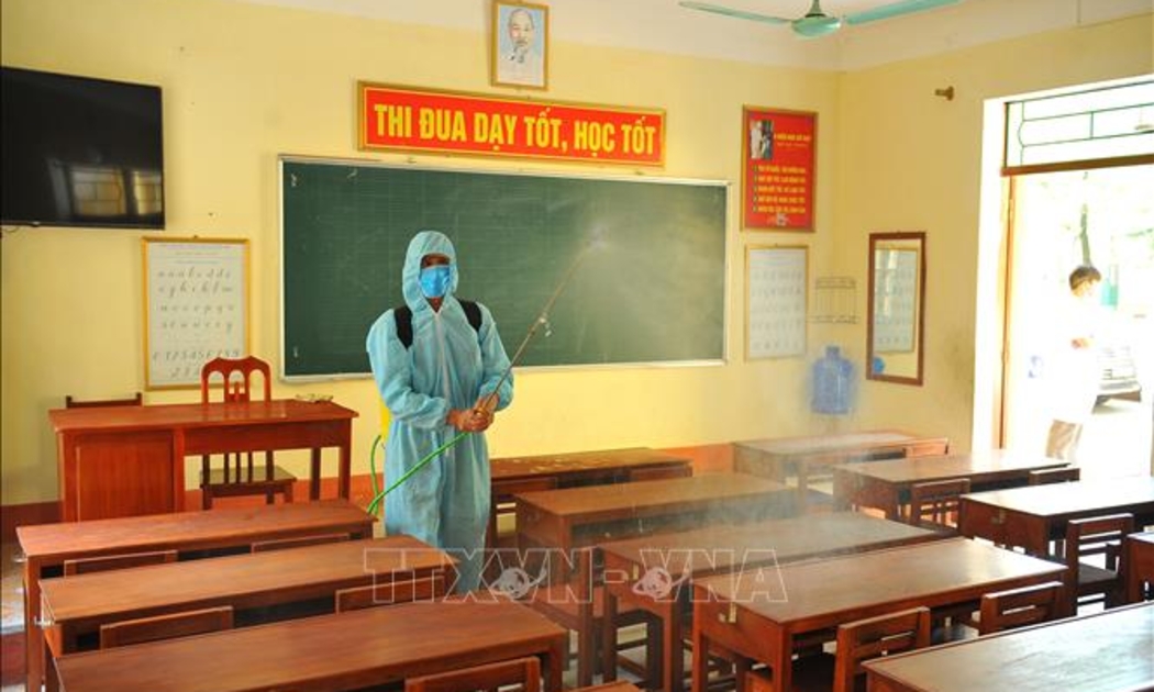 Lịch học của học sinh ở nhiều tỉnh thành được điều chỉnh để chống dịch